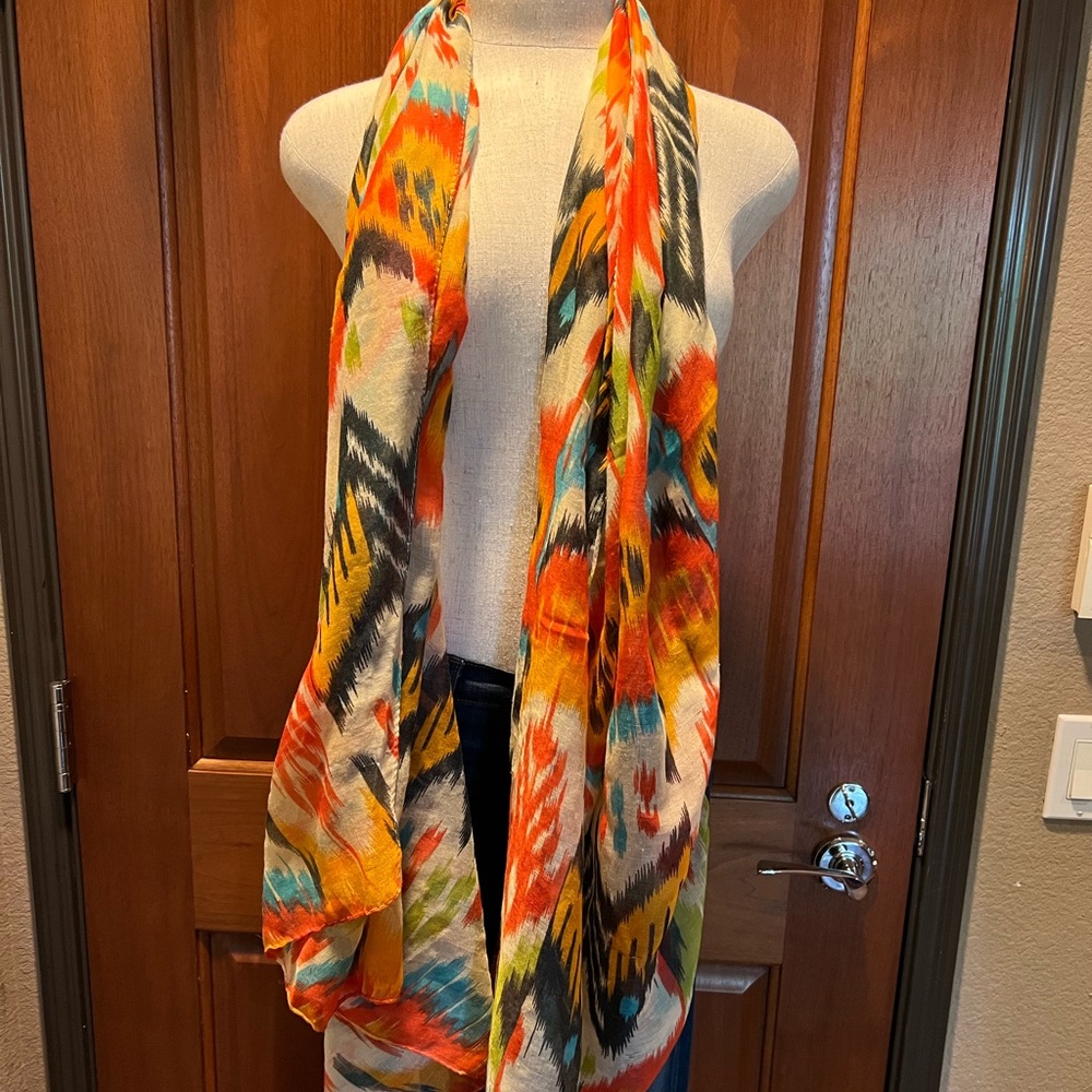 Scarf 💖 USED